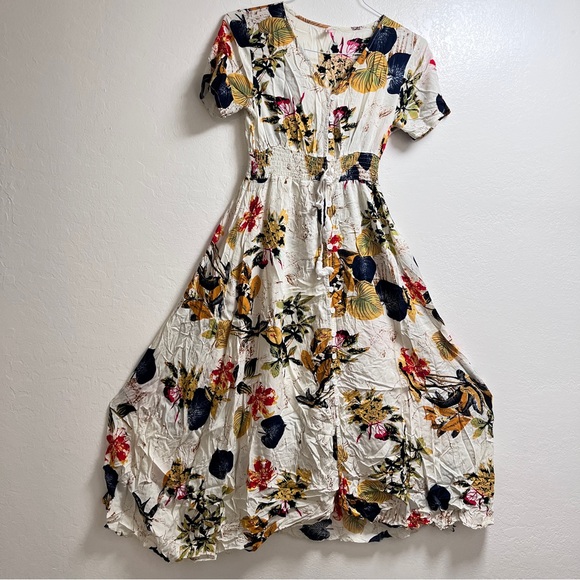 Flowy floral dress - Picture 8 of 9